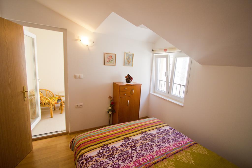 Apartment Bucevic Šibenik Esterno foto