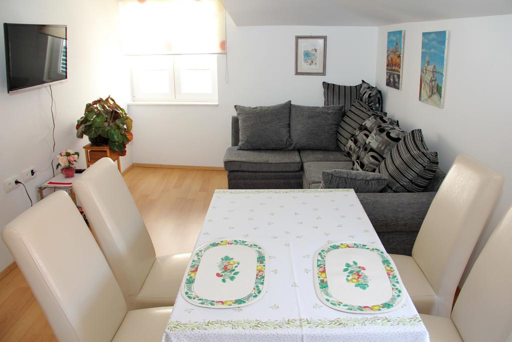 Apartment Bucevic Šibenik Esterno foto